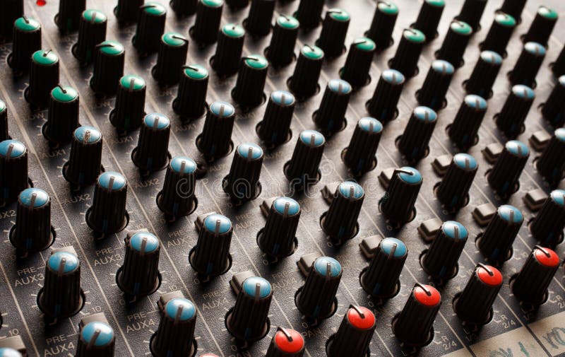 Soundboard knobs stock image. Image of channel, analog 2080965