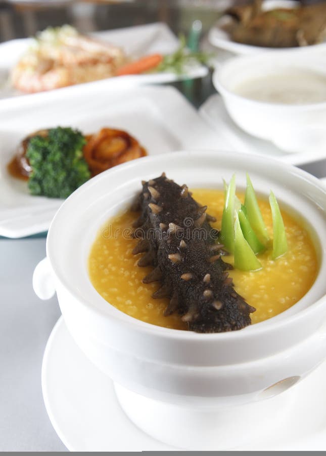 Soup with sea cucumber