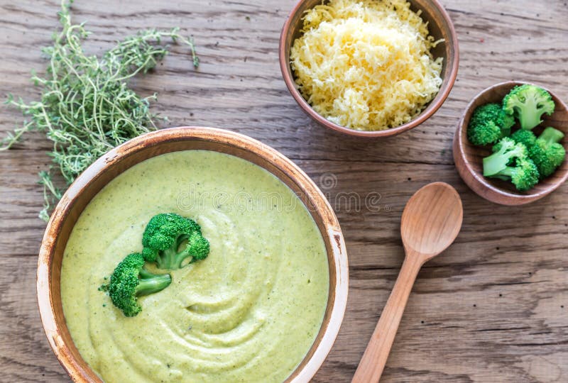 Soupe à fromage de brocoli image stock Soupe à fromage de brocoli image stock
