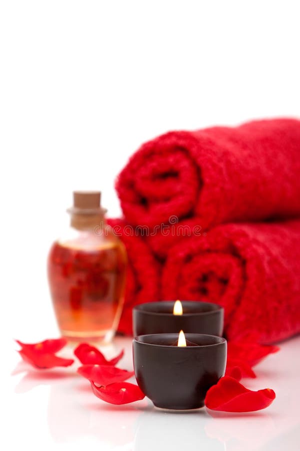 Spa candles and towels stock image. Image of candle, oils 12565457