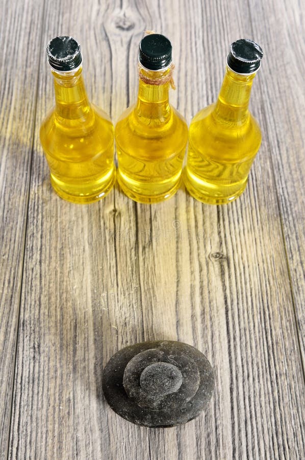 Spa massage oil, stone stock image. Image of herbs, mineral 37614751