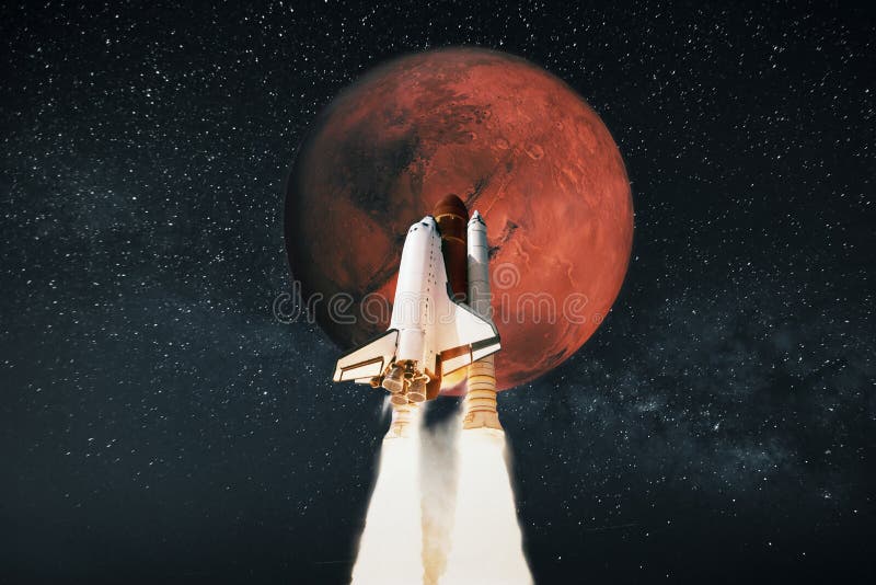 Spacesship lanserad på den röda planeten Mars Raketflugor i rymden till planeten på stjärnhimlen Resebegrepp royaltyfri fotografi