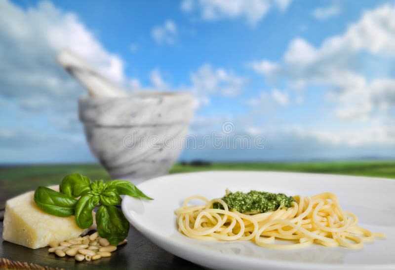 Spaghetti al pesto