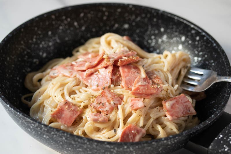 Spaghetti Carbonara with Ham and Oregano Stock Image Image of herb