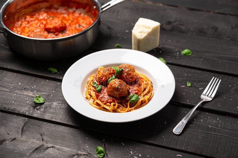 Spaghetti dinner with meatball sauce stock photography Spaghetti dinner with meatball sauce stock photography