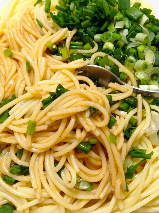 Spaghetti with Green Onions Stock Image Image of sauce, spaghetti