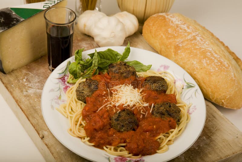 Spaghetti and meatballs.