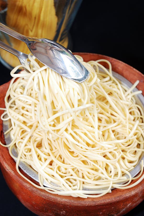 Spaghetti noodle stock image. Image of spaghetti, cuisine 33917449