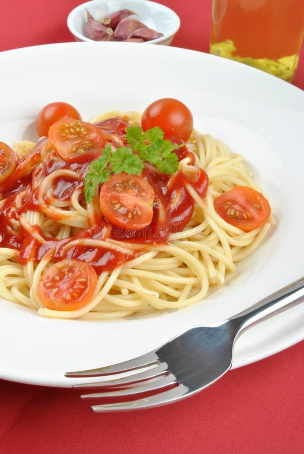 Spaghetti with Organic Baby Tomatoes Stock Image Image of spaghetti