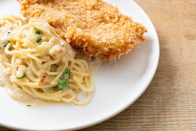 Spaghetti Pasta White Cream Sauce with Fried Fish Stock Image Image