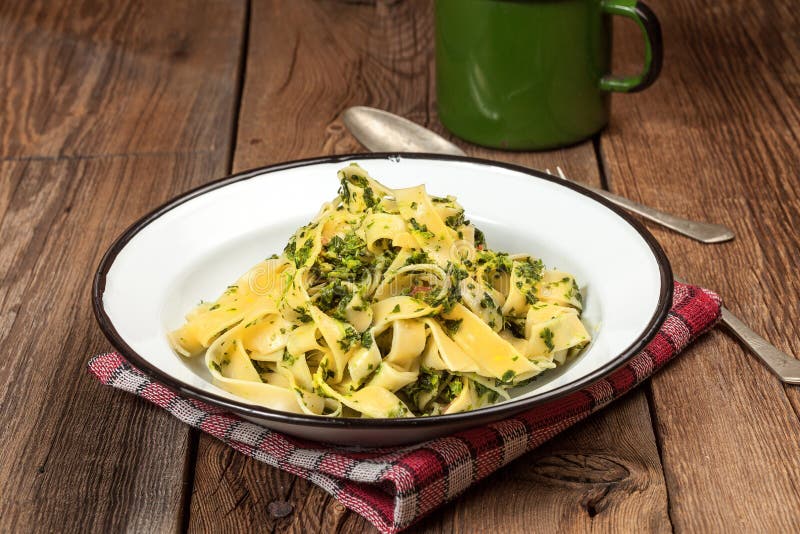 Spaghetti with Spinach and Bacon. Stock Image Image of dish, board