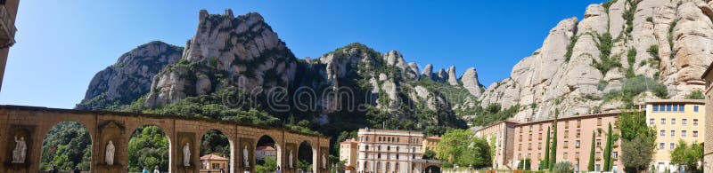 Spanien, Barcelona, Santa Maria de Montserrat'Ž Abbey lizenzfreie stockbilder Spanien, Barcelona, Santa Maria de Montserrat'Ž Abbey lizenzfreie stockbilder