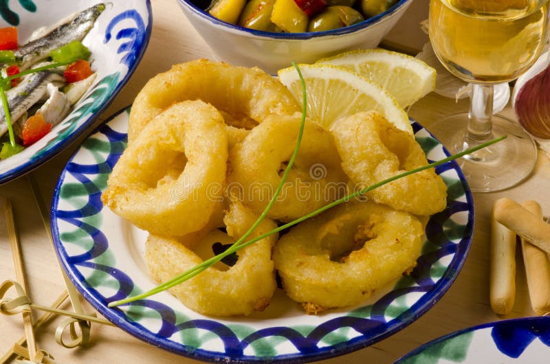 Cómo se hacen los calamares a la romana