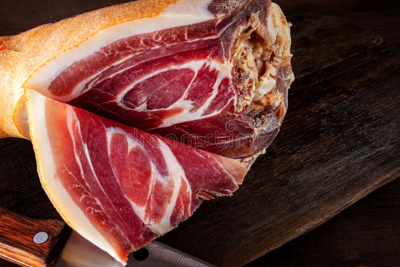 Spanish Ham Bellota Jamon Serrano Crudo Italian Prosciutto Whole Leg Parma Ham Cut With A