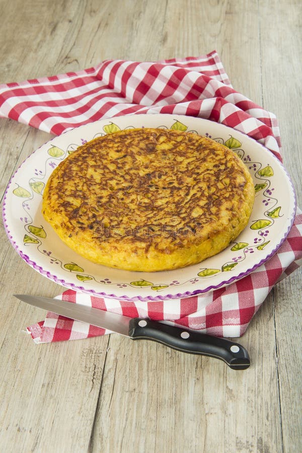Spanish potatoes omelette stock image. Image of gastronomy 86170823