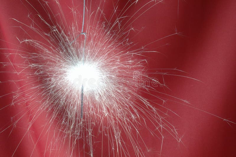 Download Sparkler Auf Einem Roten Faltenden Segeltuch Stockbild - Bild von gefahr, feuer: 46759
