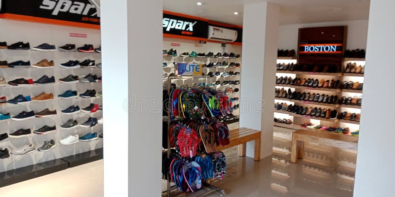 sparx shoes shop near me