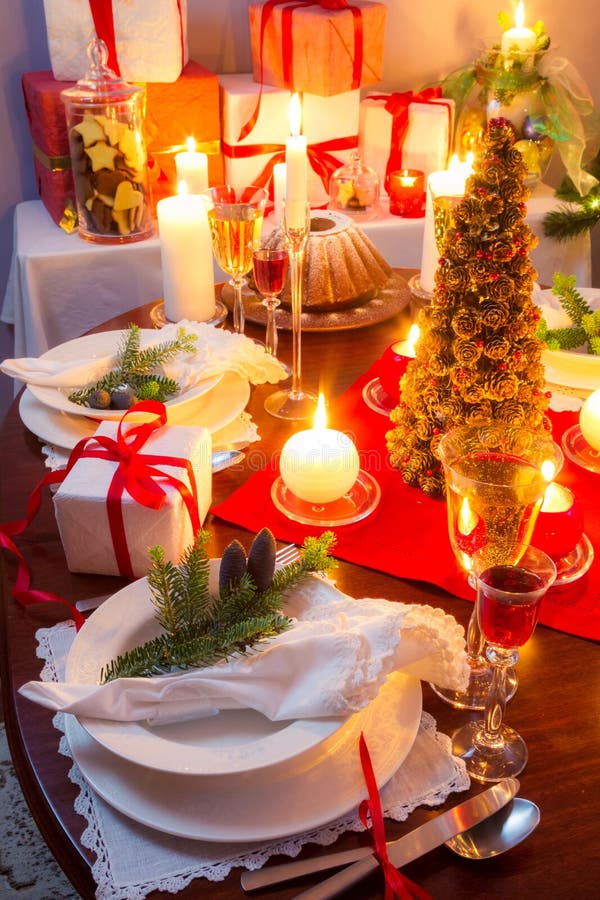 White and Gold Happy New Year Elegant Fine Dining Table Place Setting Vertical Stock Image