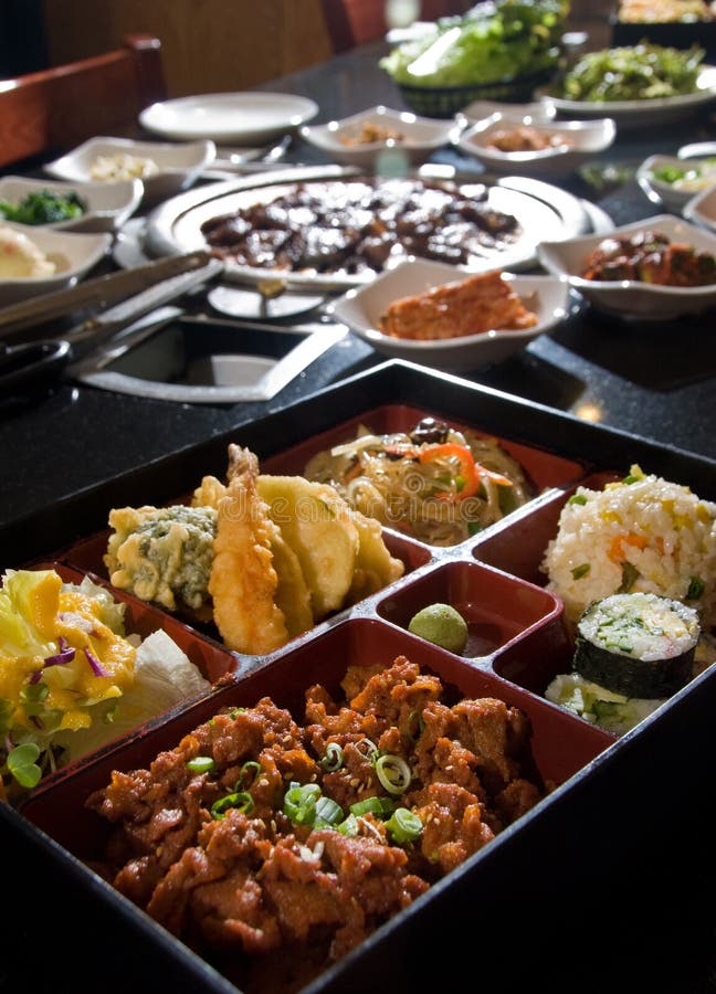 BBQ coréen photo stock. Image du ingrédient, légume, côté - 40877044