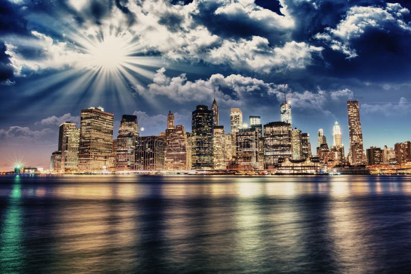 Spectacular sunset view of lower Manhattan skyline from Brooklyn