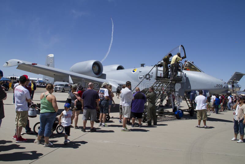 Spectators and Huge Military Aircraft