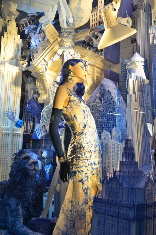 NYC: Bergdorf Goodman's 2008 Holiday window display