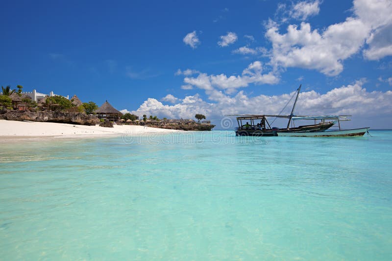 Spiaggia di Zanzibar fotografie stock libere da diritti Spiaggia di Zanzibar fotografie stock libere da diritti