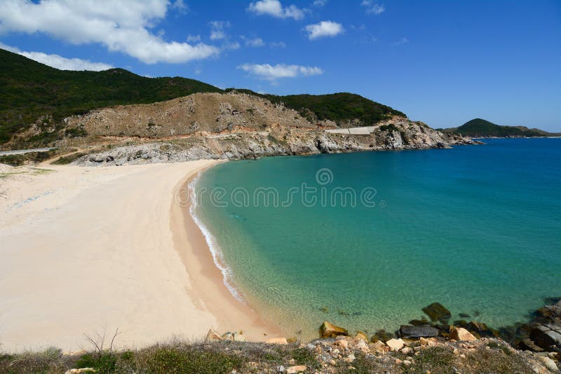 Spiaggia meravigliosa in Dai Lanh, Phu Yen, Vietnam fotografia stock libera da diritti Spiaggia meravigliosa in Dai Lanh, Phu Yen, Vietnam fotografia stock libera da diritti