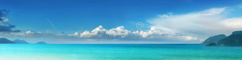 Spiaggia nuvolosa fotografia stock Spiaggia nuvolosa fotografia stock