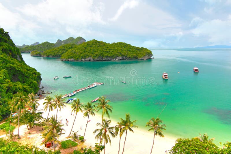 Spiaggia tropicale - Langkawi KOH Samui, Tailandia fotografie stock libere da diritti Spiaggia tropicale - Langkawi KOH Samui, Tailandia fotografie stock libere da diritti