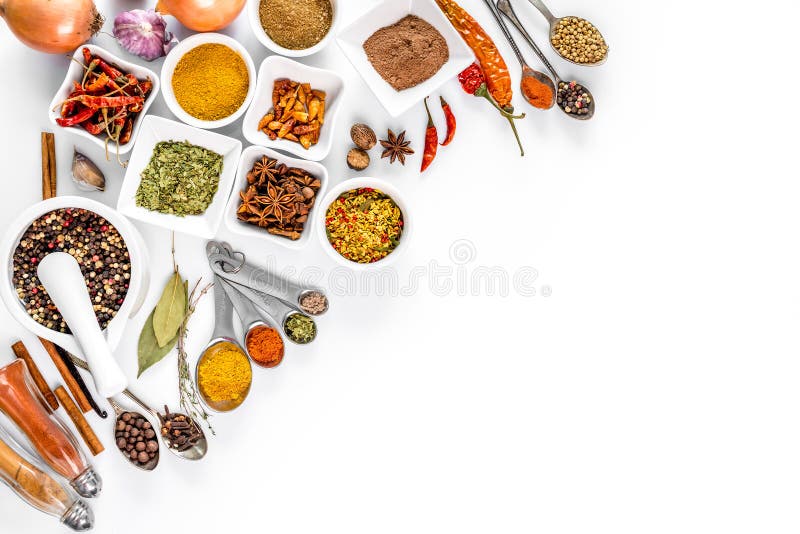 https://thumbs.dreamstime.com/b/spices-white-background-isolated-place-text-view-above-114024588.jpg