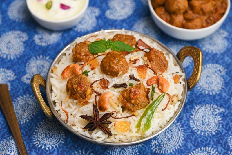 Veg biryani or soya dum biryani , soya chunks biryani Spicy Indian Malabar biriyani or Hydrabadi biryani, Dum Biriyani, pulao, pulav, pilaf, basmati rice, spicy mixed rice dish with meat curry for Ramadan Kareem, Eid Hyderabad India. Basmati rice popular festival food Sri Lanka. Lankan food. Chicken dum biryani stock images, royalty-free photos and pictures