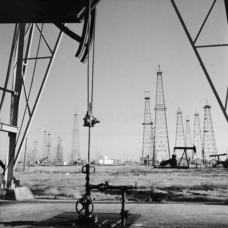[Spindletop Producing Oil Field At Magcobar, TX] Picture. Image 222459653