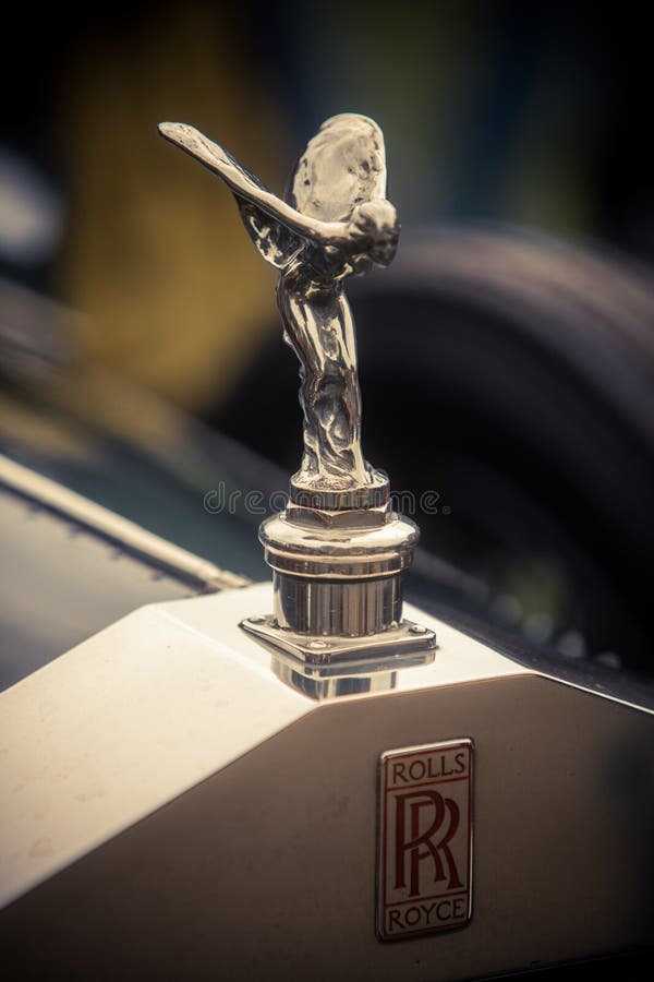 Spirit of Ecstasy of Rolls-Royce Editorial Image - Image of concept, model: 165118130 Spirit of Ecstasy of Rolls-Royce Editorial Image - Image of concept, model: 165118130