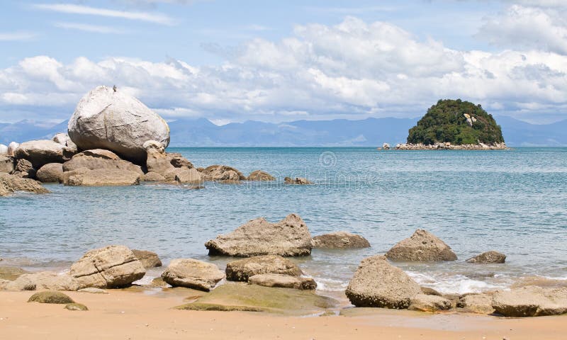 Split Apple Rock Beach