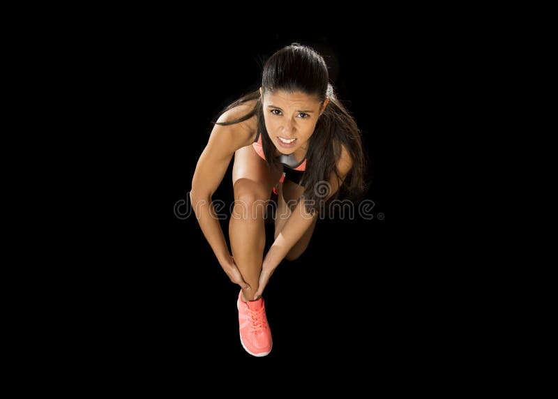 Sport kobiety mienie ranił kostki cierpienia ból w wiązadło urazie lub ciągnął mięsień obrazy royalty free Sport kobiety mienie ranił kostki cierpienia ból w wiązadło urazie lub ciągnął mięsień obrazy royalty free