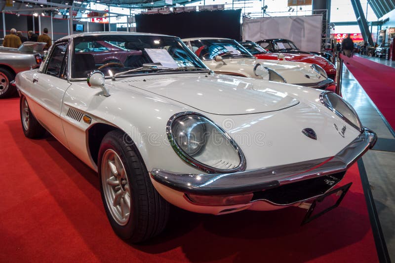 Sport 110S, Reihe II, 1970 Sportauto Mazdas Cosmo stockfotos Sport 110S, Reihe II, 1970 Sportauto Mazdas Cosmo stockfotos