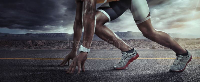 Sportbakgrund genomkörare för kvinna för wellness för soluppgång för running sko för löpare för väg för jog för kondition för clo royaltyfri bild Sportbakgrund genomkörare för kvinna för wellness för soluppgång för running sko för löpare för väg för jog för kondition för clo royaltyfri bild