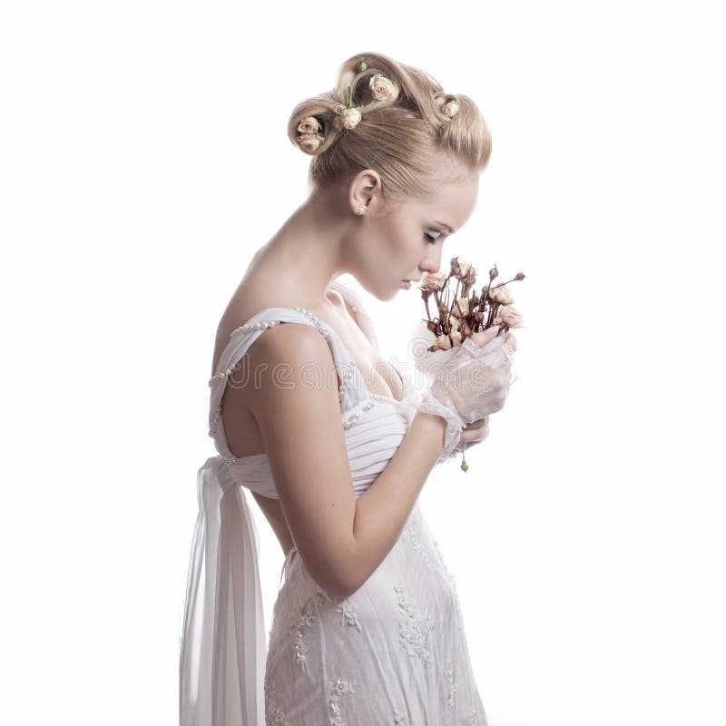 Sposa con i fiori asciutti fotografia stock libera da diritti Sposa con i fiori asciutti fotografia stock libera da diritti