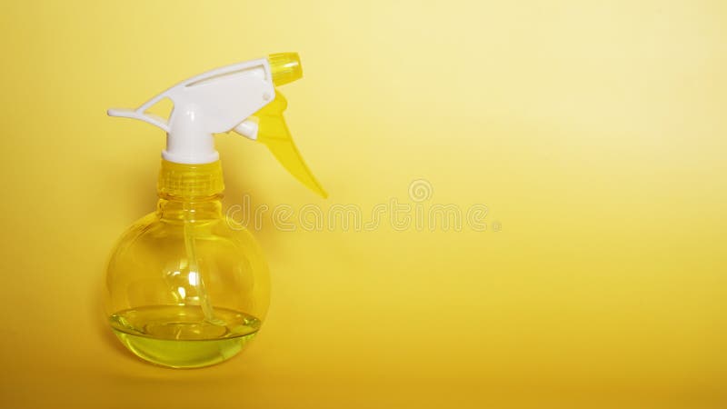 Download 2 678 Sprayer Pump Photos Free Royalty Free Stock Photos From Dreamstime Yellowimages Mockups