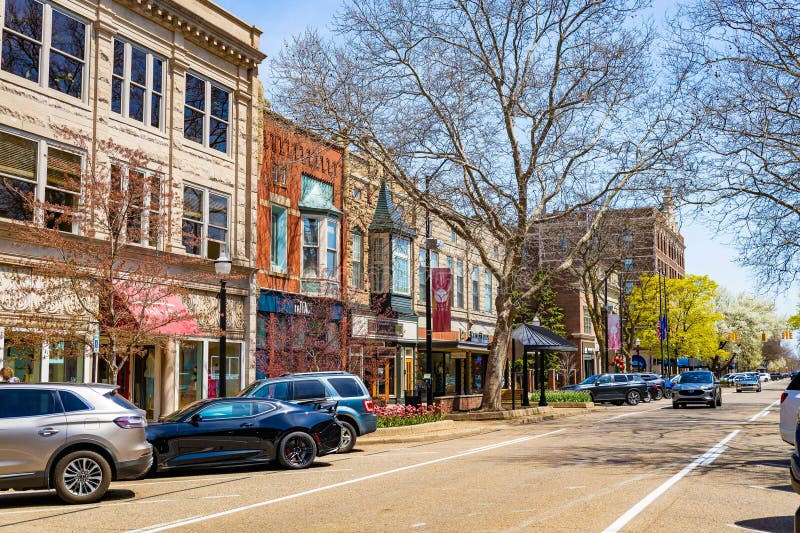 Spring Streets och Historic Builds i Holland Michigan royaltyfria foton