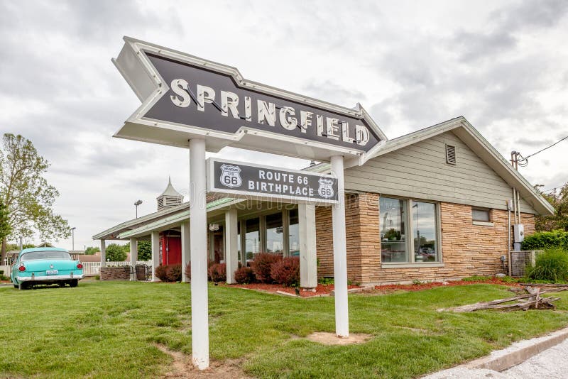 Springfield Missouri, De V.S. 18 Mei, 2014 De Wegpijl Van Springfield