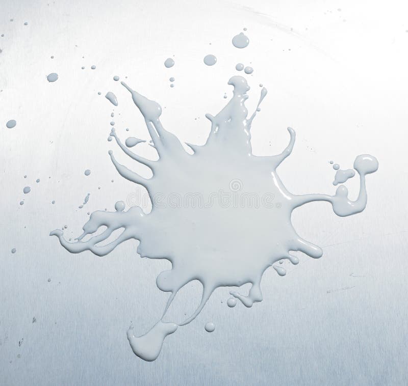 Schizzi di latte fotografia stock libera da diritti