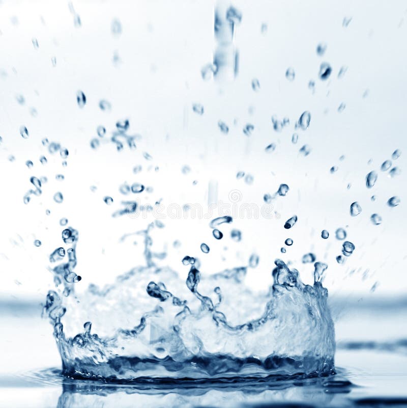 Spruzzata dell'acqua fotografia stock libera da diritti Spruzzata dell'acqua fotografia stock libera da diritti