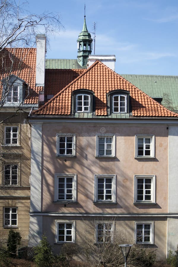 Spät-Renaissanceart Burgherhäuser, die nach dem zweiten Weltkrieg und jetzt umgebaut, die UNESCO-Welterbestätte Ol bilden wurden lizenzfreies stockfoto Spät-Renaissanceart Burgherhäuser, die nach dem zweiten Weltkrieg und jetzt umgebaut, die UNESCO-Welterbestätte Ol bilden wurden lizenzfreies stockfoto