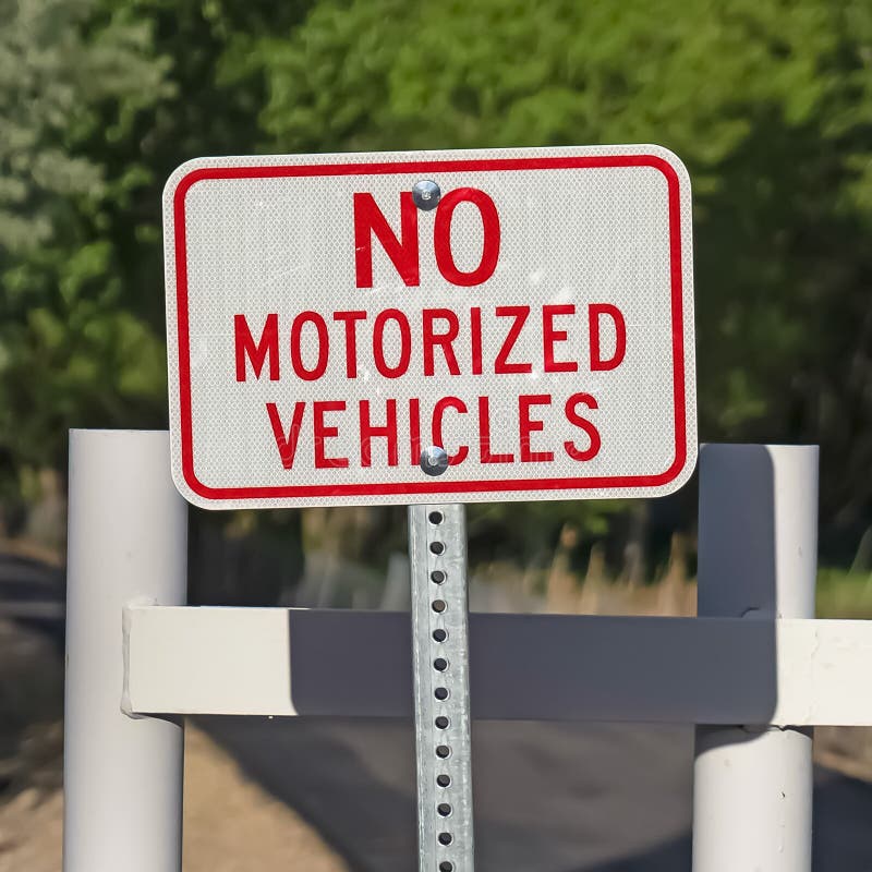 "NO MOTORIZED VEHICLES" WARNING SIGN 3 SIGN SET METAL 