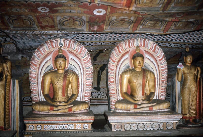 1977 Sri Lanka Buddha i Dambulla grottatempel arkivfoto 1977 Sri Lanka Buddha i Dambulla grottatempel arkivfoto