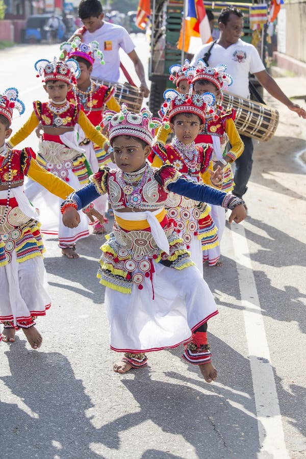 Sri Lankan children involved in the Katina festival . Mirissa, Sri Lanka stock images Sri Lankan children involved in the Katina festival . Mirissa, Sri Lanka stock images