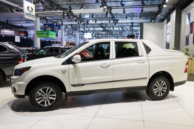 Ssangyong Actyon sportar 2018 fotografering för bildbyråer