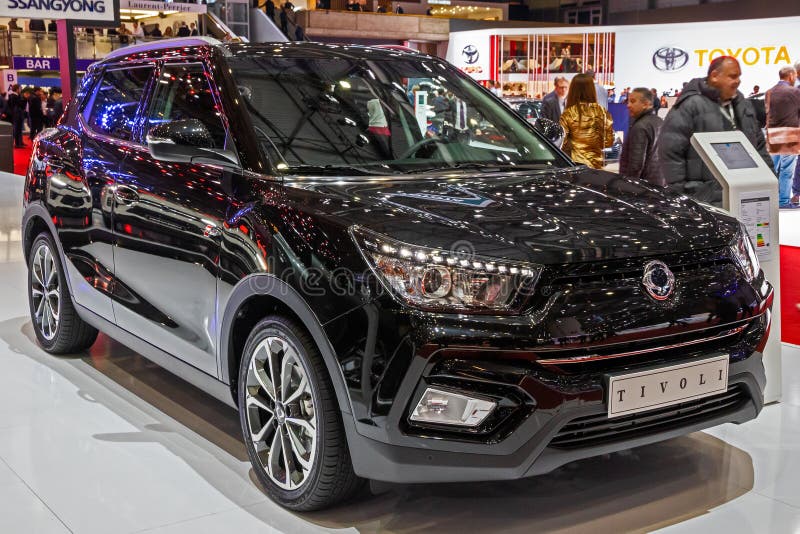 SsangYong Tivoli-bilen vid den 89:e internationella motorshow i Genève Genève, Schweiz - 6 mars 2019 royaltyfria foton